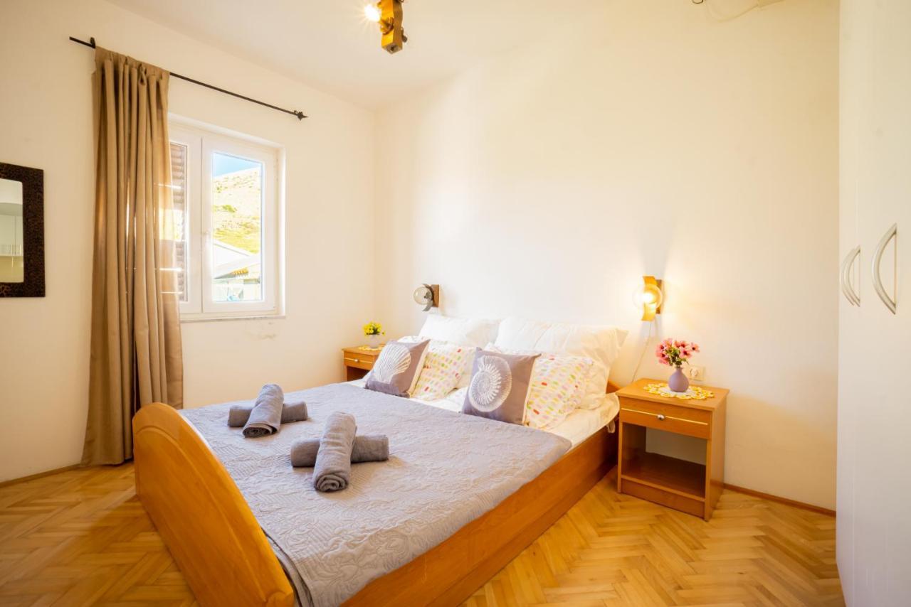 Kob Orog Good Location With Sea Views And Modern Decor Apartamento Metajna Exterior foto