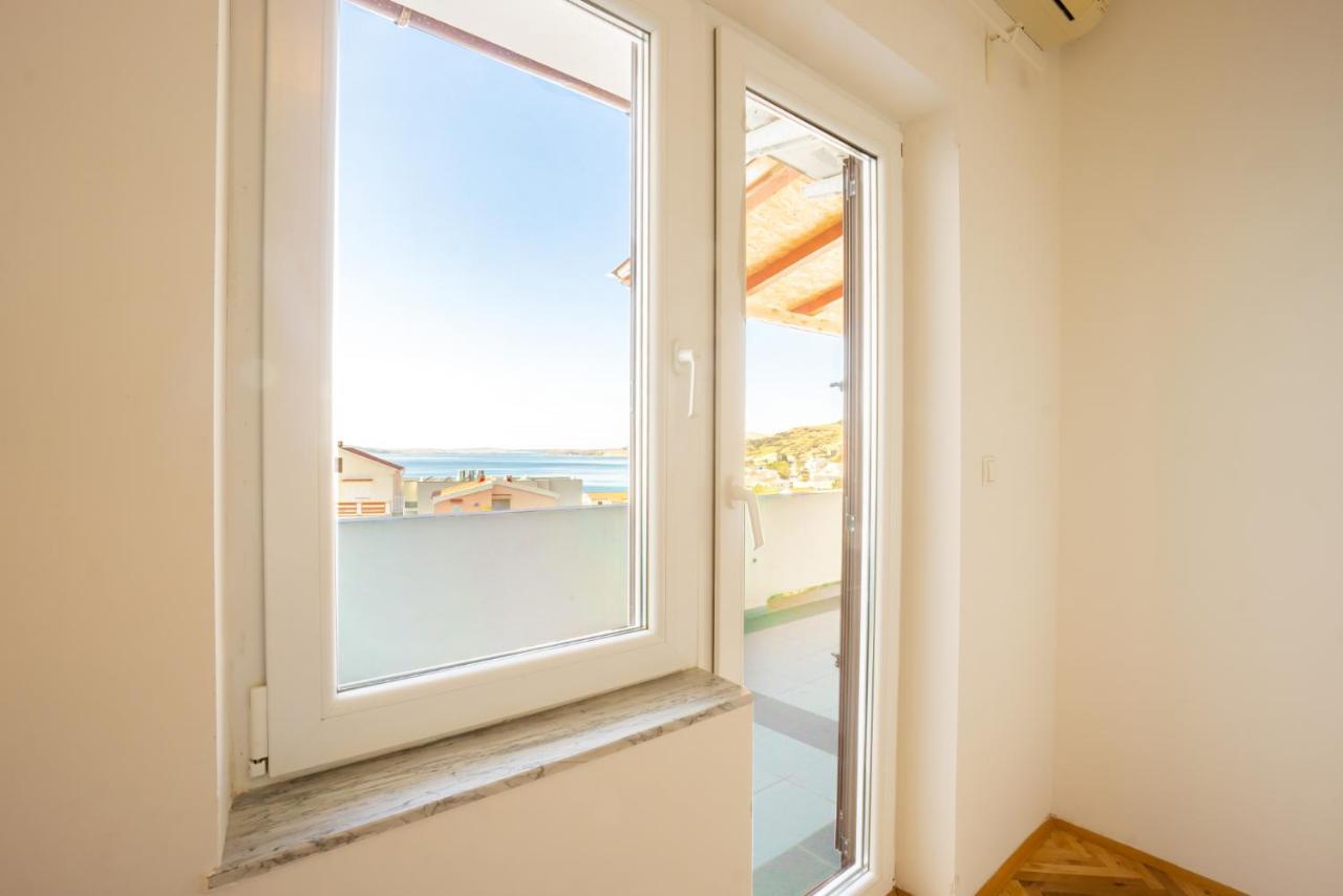 Kob Orog Good Location With Sea Views And Modern Decor Apartamento Metajna Exterior foto