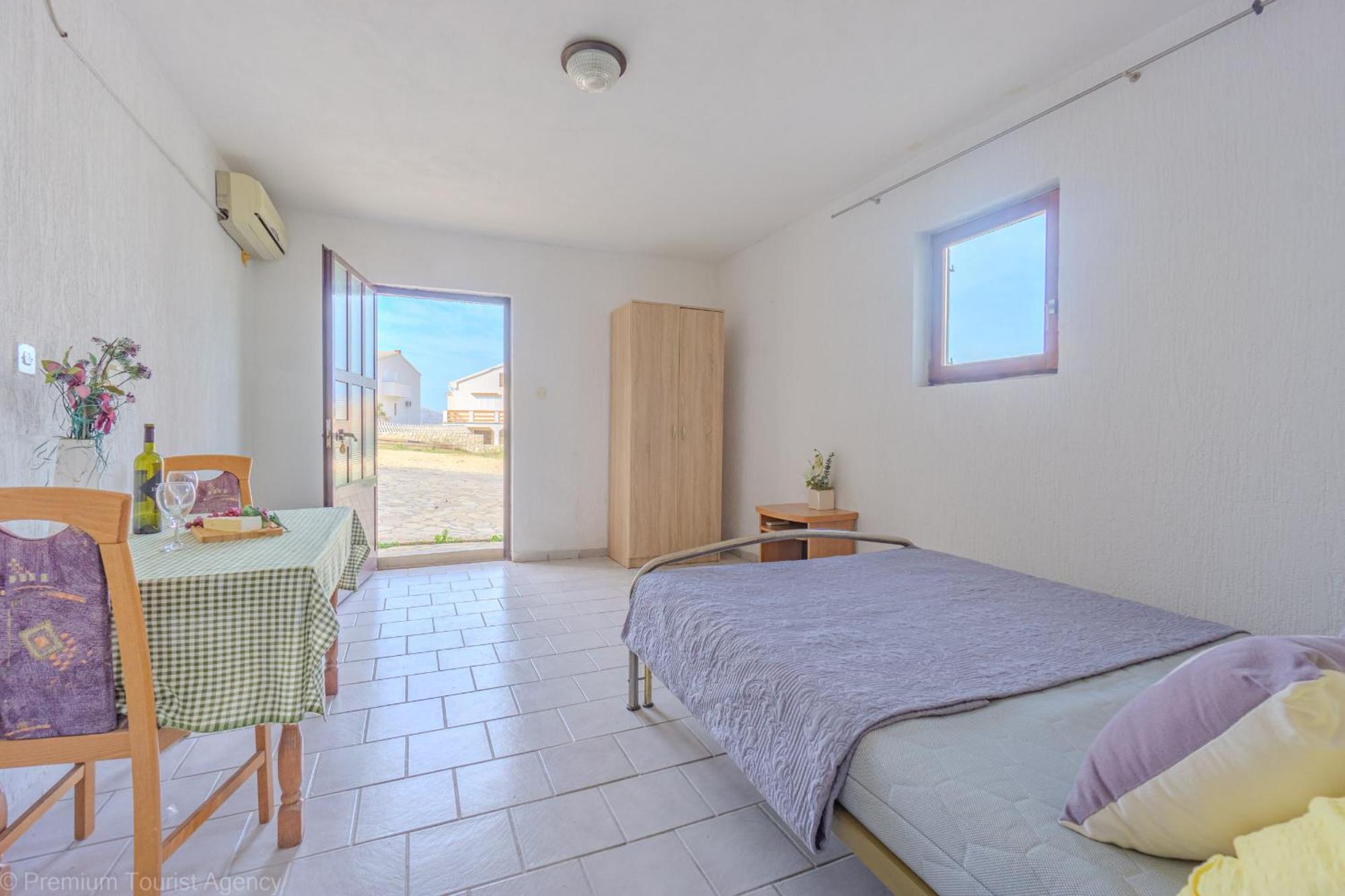 Kob Orog Good Location With Sea Views And Modern Decor Apartamento Metajna Exterior foto
