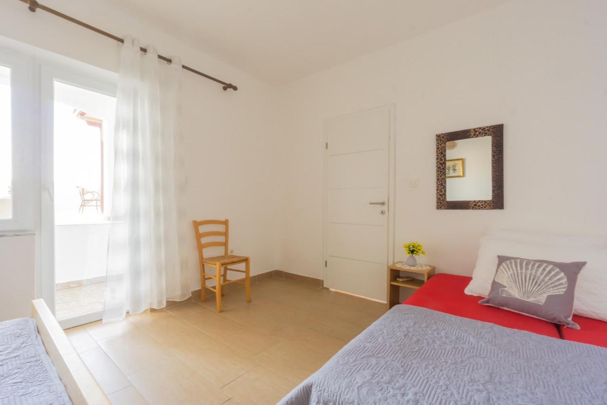 Kob Orog Good Location With Sea Views And Modern Decor Apartamento Metajna Quarto foto