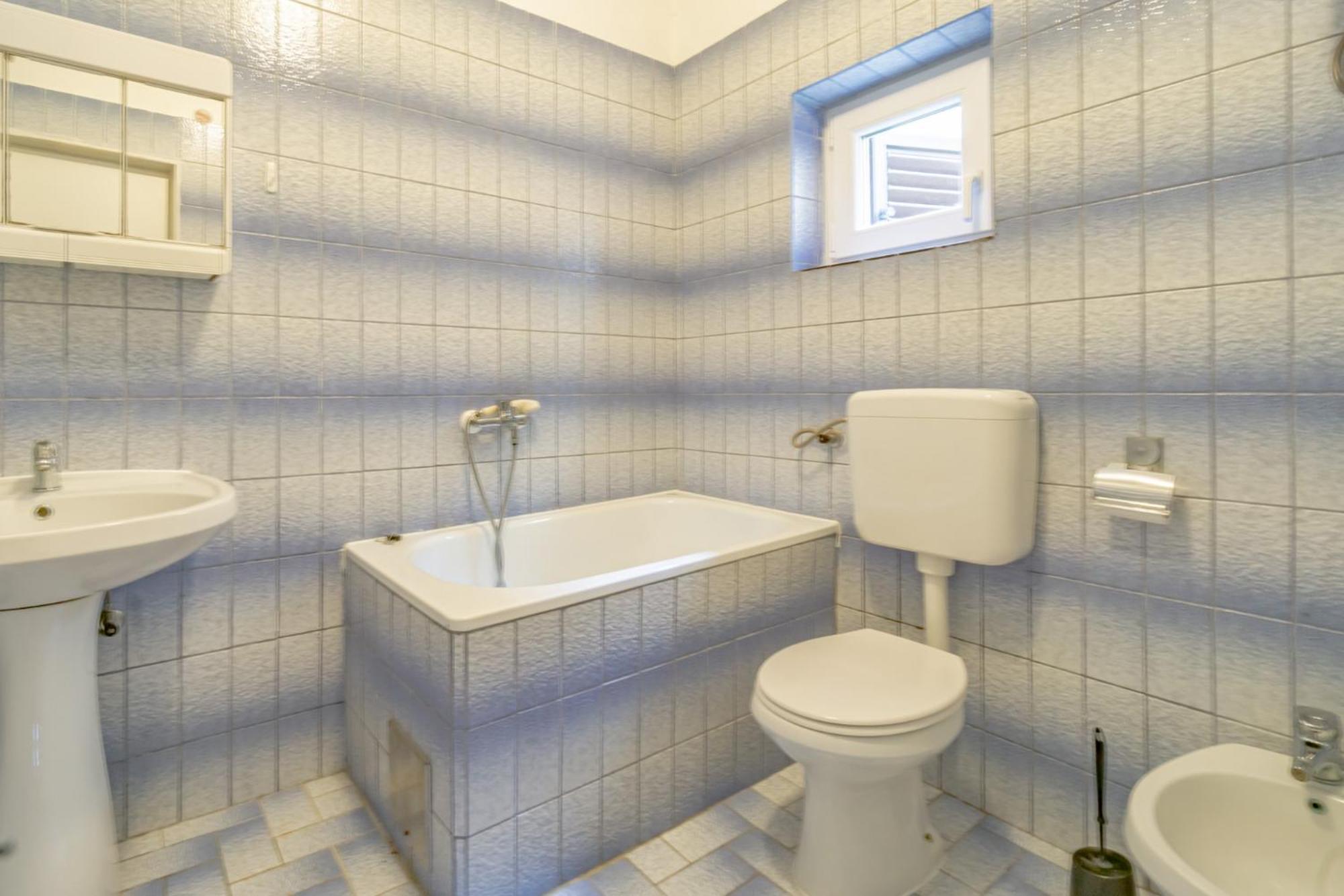 Kob Orog Good Location With Sea Views And Modern Decor Apartamento Metajna Quarto foto